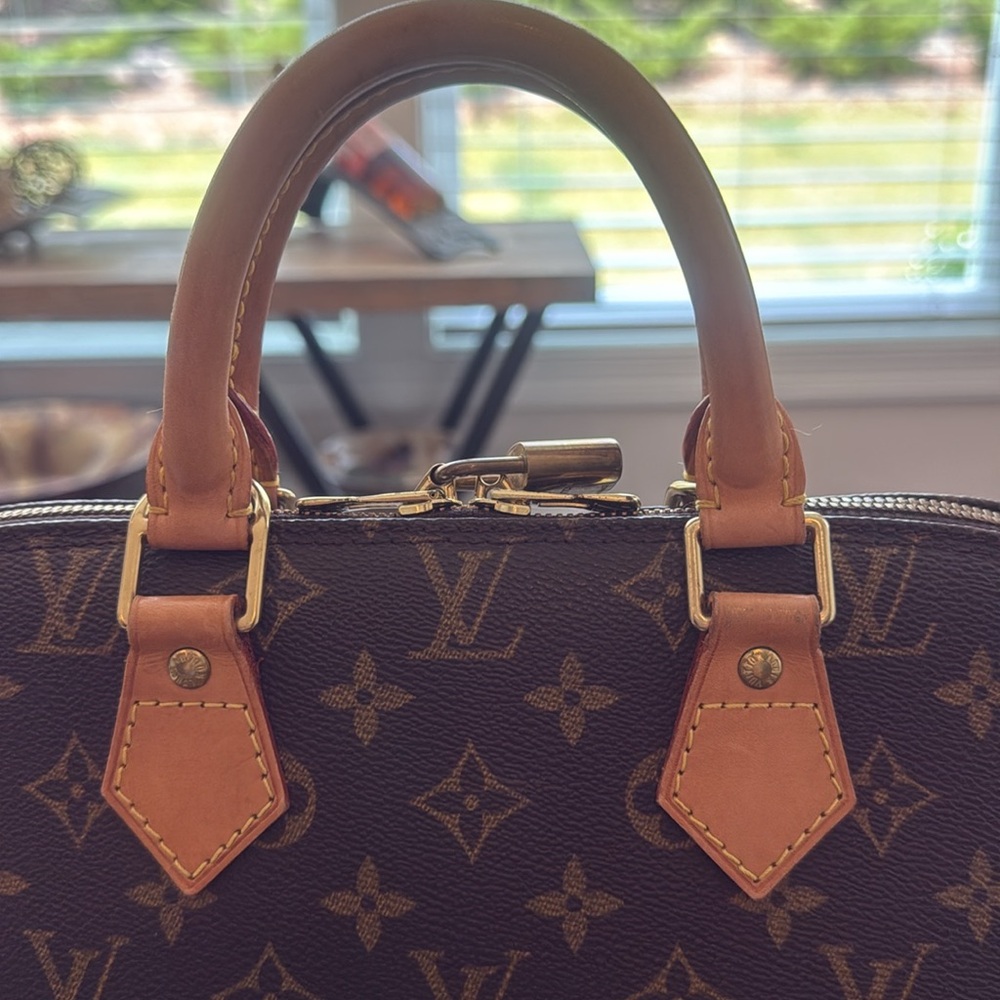 Louis Vuitton Brown Alma PM - Picture 8 of 16
